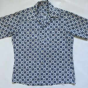 Vintage psychedelic monogram 
 loop collar pocket button up shirt